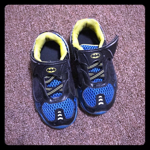 stride rite batman shoes